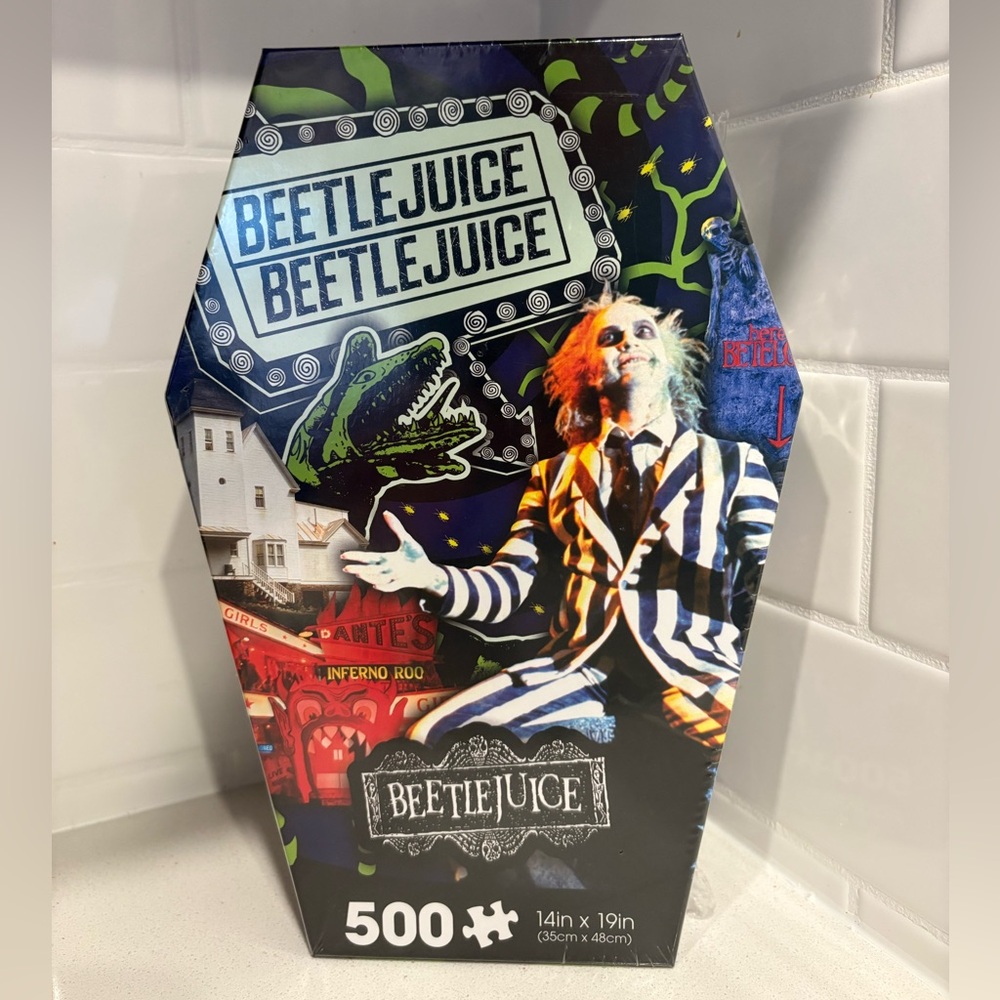 NIB 500 Piece Aquarius Beetlejuice Puzzle
